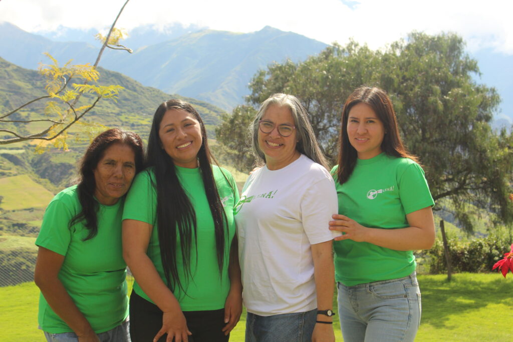 Team Peru: Diofe,Gisela, Claudia en Christel